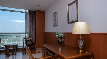 Family-style suites (suites, deluxe suites)